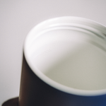 close up of ceramic lining inside bru ceramic travel mug